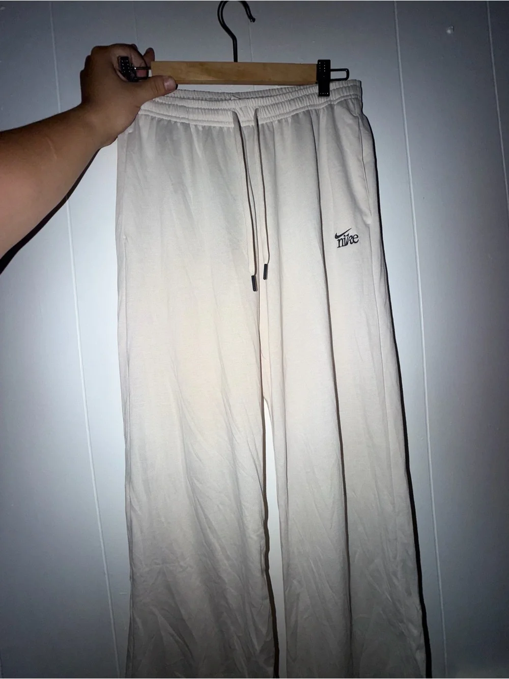 Women Nike Cream Sweatpant Joggers with Script Logo Size S